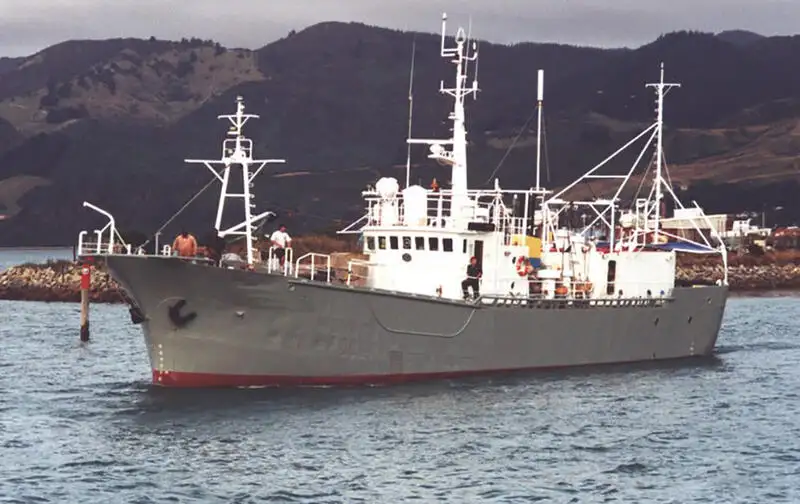 Långrevsfartyg till salu