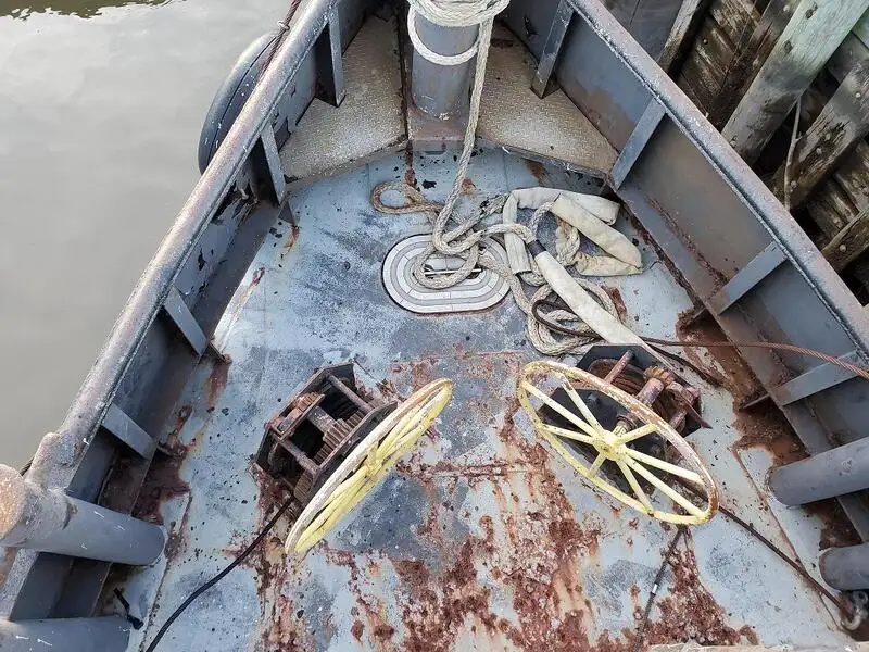 Bogserbåt till salu