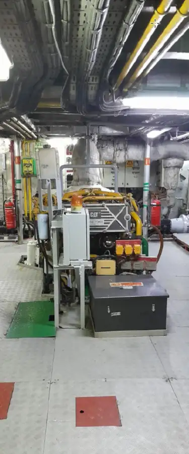 Besättningsbåt till salu