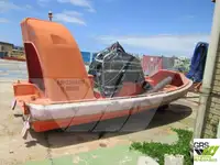 Räddningsfartyg till salu