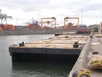 Pråm till salu