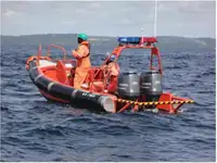 Räddningsfartyg till salu