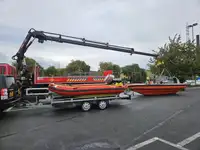 Räddningsfartyg till salu