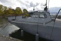 Militärt skepp till salu