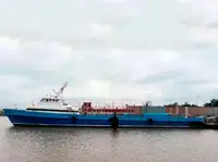 Besättningsbåt till salu