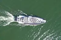 Styv uppblåsbar båt till salu