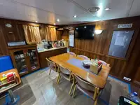 Containerfartyg till salu